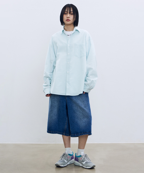 F.ILLUMINATE(フィルミネイト)の「シアサーカーストライプシャツ-ネイビー(シャツ/ブラウス・レディース・その他・SMALL/MEDIUM/LARGE)」の9枚目の写真