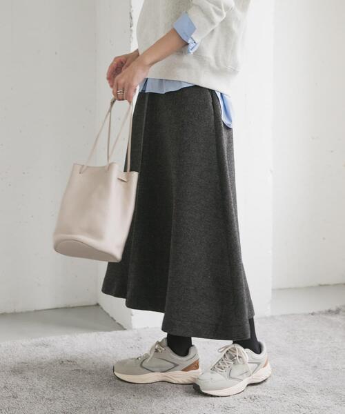 仁村紗和さん着用』『UR TECH』完声/暖フレアスカート（スカート