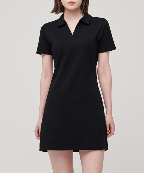 MUSINSA STANDARD WOMAN(ムシンサスタンダードウーマン)の「レディーススリットネックタートルネックワンピース【ブラック】(ワンピース・レディース・その他・X-SMALL/SMALL/MEDIUM/LARGE)」の1枚目の写真