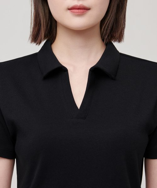 MUSINSA STANDARD WOMAN(ムシンサスタンダードウーマン)の「レディーススリットネックタートルネックワンピース【ブラック】(ワンピース・レディース・その他・X-SMALL/SMALL/MEDIUM/LARGE)」の3枚目の写真