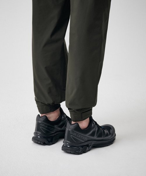 MUSINSA STANDARD（ムシンサスタンダード）の「オールマイティ ジョガーパンツ [ダスティカーキ]（スウェットパンツ・メンズ・その他・30/26/28）」の7枚目の写真