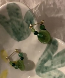 yu-ka | YU-KA:ボタンビーズフープピアス beads hoop pierce(ピアス(両耳用))