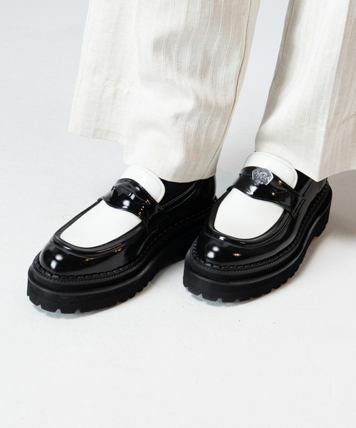 glamb（グラム）の「Guitarist Loafer / ギタリストローファー（ローファー・メンズ・ホワイト/ブラック・26.5/27.5/28.5）」の10枚目の写真