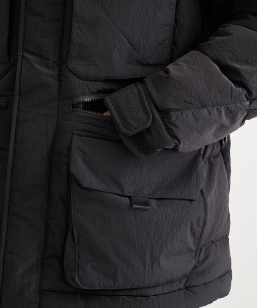 WHITE MOUNTAINEERING(ホワイトマウンテニアリング)の「【White Mountaineering / ホワイトマウンテニアリング】WM×TAION RIPSTOP DOWN JKT(ダウンジャケット/コート・メンズ・ブラック/レッド・2/1/0)」の11枚目の写真