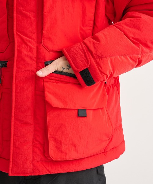 WHITE MOUNTAINEERING(ホワイトマウンテニアリング)の「【White Mountaineering / ホワイトマウンテニアリング】WM×TAION RIPSTOP DOWN JKT(ダウンジャケット/コート・メンズ・ブラック/レッド・2/1/0)」の21枚目の写真
