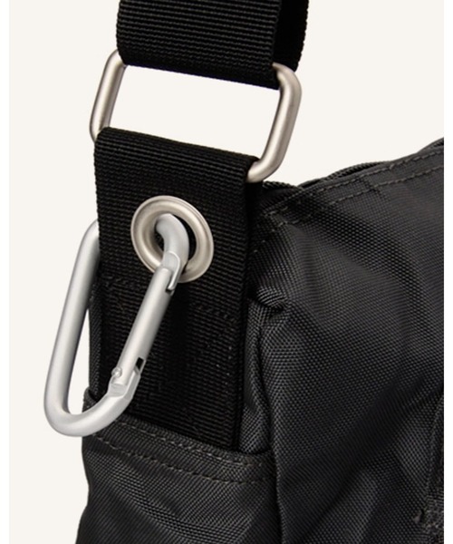 marimekko（マリメッコ）の「【ノベルティ付】Roadie / PAL shoulder bag & Unikko / Mini Smartbag（ショルダーバッグ・レディース・ブラック・FREE）」の6枚目の写真