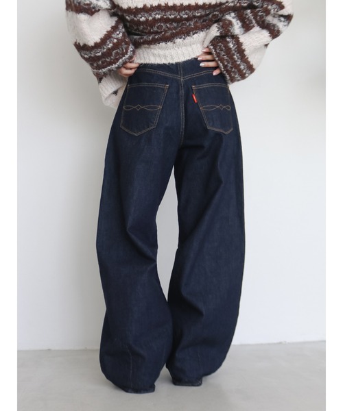 Ungrid（アングリッド）の「カーブルーズデニム（デニムパンツ・レディース・インディゴブルー・25inch/26inch/24inch）」の14枚目の写真