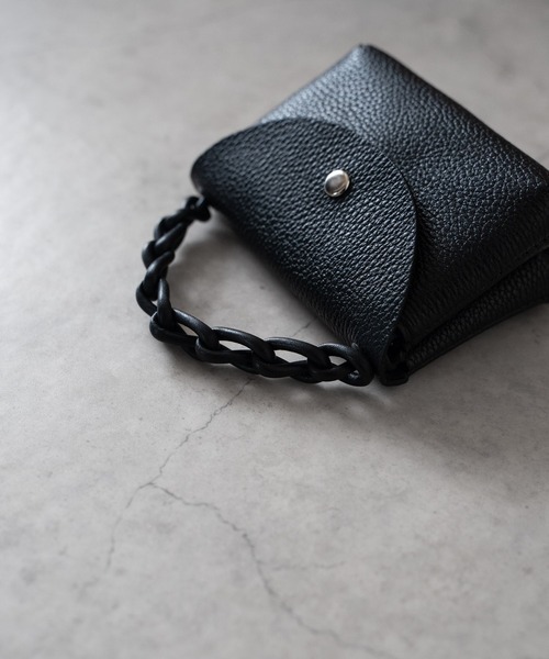 SENTI SHRINK LEATHER CHAIN HANDLE POUCH / シュリンクレザー