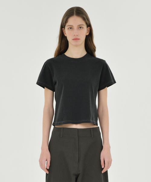 BROWNYARD(ブラウンヤード)の「W ウォッシュドベイビーTシャツ, ウォッシュドブラック(Tシャツ/カットソー・レディース・その他・1/2)」の3枚目の写真