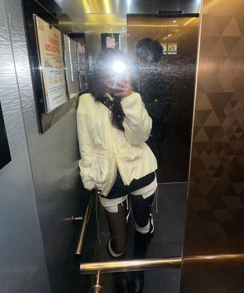 TUOMIO（トゥオミオ）の「DOT BALLOON JUMPER [IVORY]（ダウンジャケット/コート・レディース・その他・1/2）」の3枚目の写真