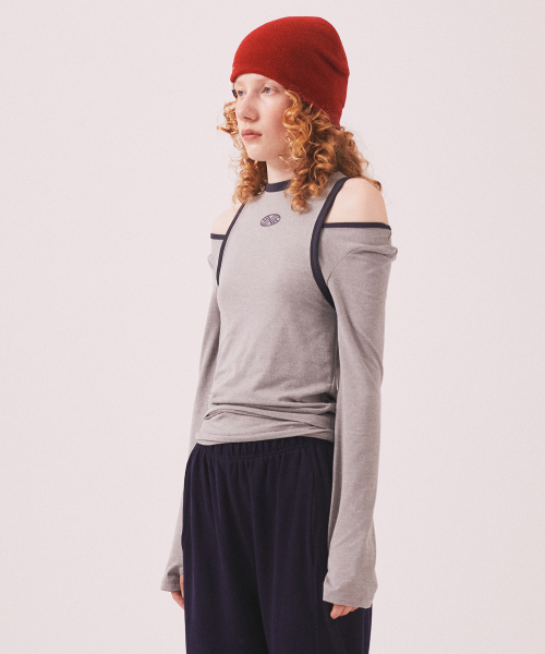 MENASOO（ミナス）の「Stretch Layered T Shirt_Gray（Tシャツ/カットソー・レディース・ライトグレー・SMALL/MEDIUM）」の7枚目の写真
