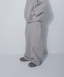 BLR（ビーエルアール）の「Arc Panel Nylon Pants Beige（スウェットパンツ）」
