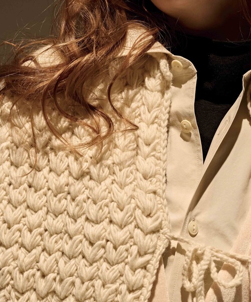 kha:ki(カーキ)の「「KHA:KI / カーキ」HAND KNIT 2WAY VEST(ニット/セーター・レディース・オフホワイト/グレー・1)」の5枚目の写真