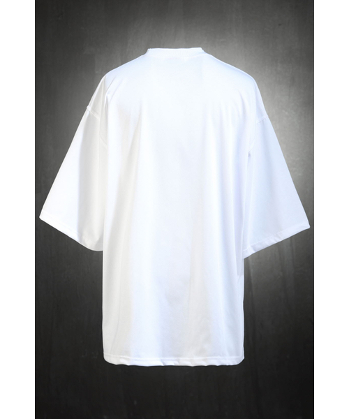 KIRTIMUKHA(キールティムカ)の「スクエア刺繍パッチルーズフィット半袖Tシャツホワイト(Tシャツ/カットソー・メンズ・その他・2/3)」の6枚目の写真