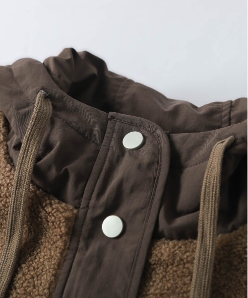 La-gemme（ラジェム）の「フードボアコート（ブルゾン・レディース・ブラウン/ベージュ/チャコール・フリー）」の15枚目の写真