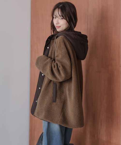 La-gemme（ラジェム）の「フードボアコート（ブルゾン・レディース・ブラウン/ベージュ/チャコール・フリー）」の10枚目の写真