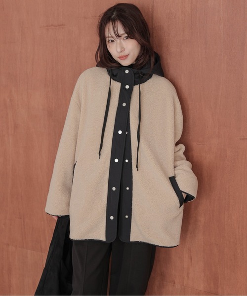 La-gemme（ラジェム）の「フードボアコート（ブルゾン・レディース・ブラウン/ベージュ/チャコール・フリー）」の7枚目の写真