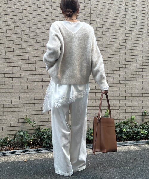 DouDou(ドゥドゥ)の「ジョーゼットアシメレース切替ブラウス(シャツ/ブラウス・レディース・ブラック/オフホワイト・FREE)」の8枚目の写真