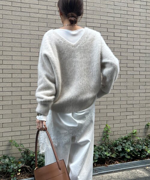 DouDou(ドゥドゥ)の「ジョーゼットアシメレース切替ブラウス(シャツ/ブラウス・レディース・ブラック/オフホワイト・FREE)」の11枚目の写真