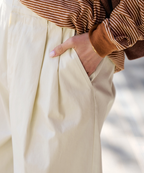 FRAMeWORK（フレームワーク）の「ワイドチノパンツ（チノパンツ・レディース・ベージュ/アイボリー・36/38/40）」の19枚目の写真