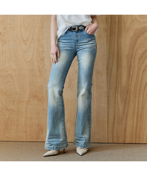 MAXZA(マージャコレクション)の「ヴィンテージウォッシングスパンブーツカットデニムパンツ(その他パンツ・レディース・ブルー・FREE/66/77)」の1枚目の写真