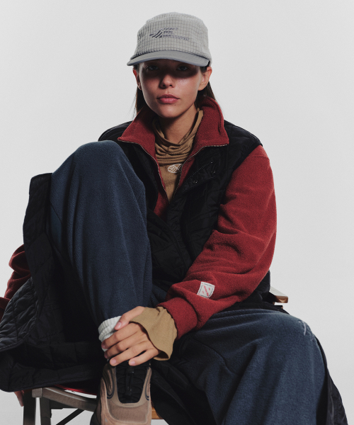 MENASOO(ミナス)の「Terry Fleece Sweatshirt Half Zip Up_Red(スウェット・レディース・レッド・1/2)」の8枚目の写真