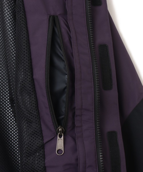 THE NORTH FACE（ザノースフェイス）の「THE NORTH FACE 2000 Retro Mountain Light Jacket / ザ ノース フェイス 2000 レトロ マウンテン ライト ジャケット（マウンテンパーカー・メンズ・パープル/ベージュ/ブラック/グレー・S/M/L/XL/XXL）」の12枚目の写真