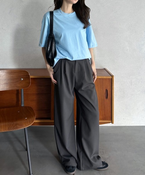 Eclat one(エクラワン)の「【Eclat one】クルーネック ドロップショルダー 半袖 カットソー(Tシャツ/カットソー・レディース・ブルー/グレー/ブラック/ホワイト・FREE)」の14枚目の写真