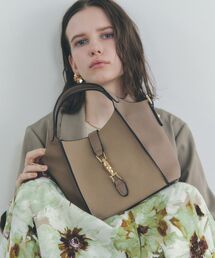 YECCA VECCA（イェッカヴェッカ）の「4wayミニバッグ（ハンドバッグ）」