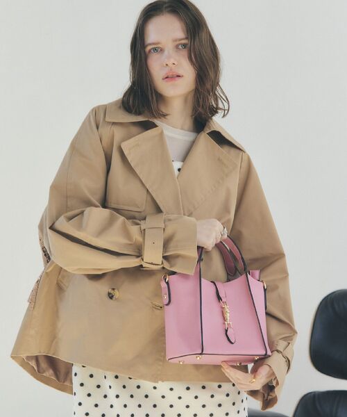 YECCA VECCA（イェッカヴェッカ）の「4wayミニバッグ（ハンドバッグ・レディース・アイボリー/ブラック/シルバー/ピンク/ミント/ベージュ・FREE）」の5枚目の写真