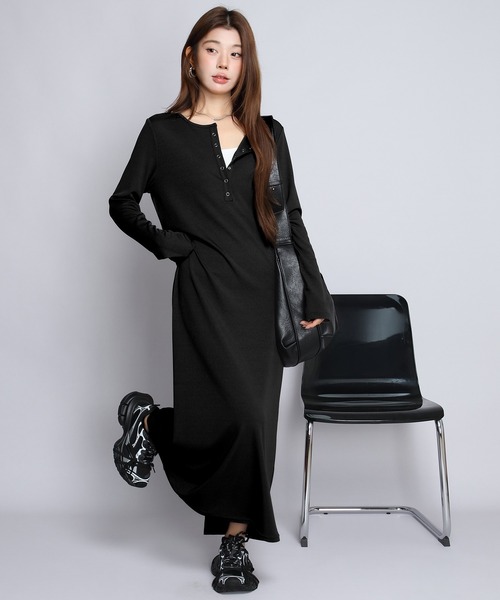 by LEGNA（バイレグナ）の「【選べる丈感】リブマキシヘンリーネックワンピース（ワンピース・レディース・グレイッシュベージュ/ブラック/ダークグレー/杢グレー・L-Regular/M-Regular/L-Short/M-Short/L-Long/M-Long）」の22枚目の写真