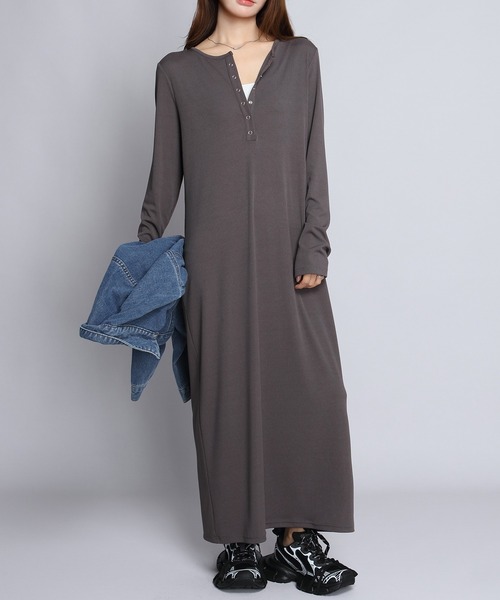 by LEGNA（バイレグナ）の「【選べる丈感】リブマキシヘンリーネックワンピース（ワンピース・レディース・グレイッシュベージュ/ブラック/ダークグレー/杢グレー・L-Regular/M-Regular/L-Short/M-Short/L-Long/M-Long）」の7枚目の写真