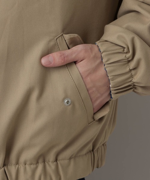 RAGEBLUE（レイジブルー）の「Reversible Stand Neck Bourbon/リバーシブルTRスタンドネックブルゾン（ブルゾン・メンズ・ネイビー/ベージュ・MEDIUM/LARGE）」の4枚目の写真