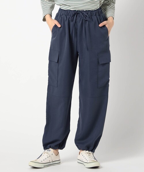 Grand PARK(グランドパーク)の「エステルワッシャー 2WAYカーゴパンツ(その他パンツ・レディース・チャコールグレー/ベージュ/ネイビー・FREE)」の3枚目の写真