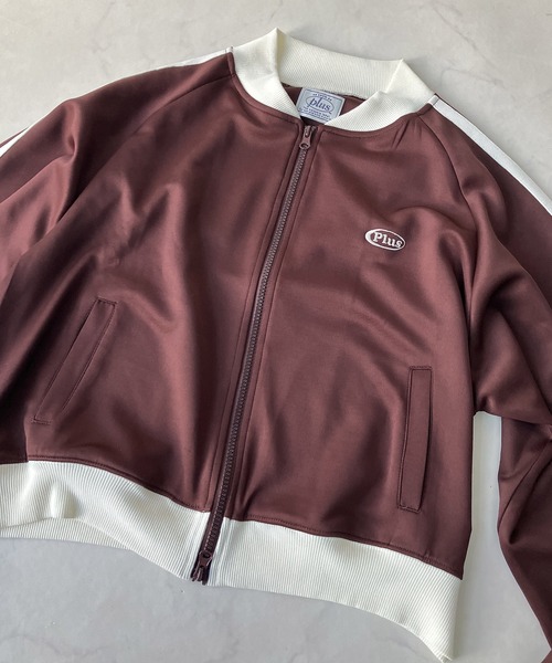 AS KNOW AS plus（アズノゥアズプラス）の「〇ワンポイントロゴ刺繍 サイドライン入り クロップド丈 Wジップトラックジャケット【UNISEX ITEM】（ジャージ・レディース・アイボリー系/ブラウン系/サックスブルー系・FREE）」の12枚目の写真