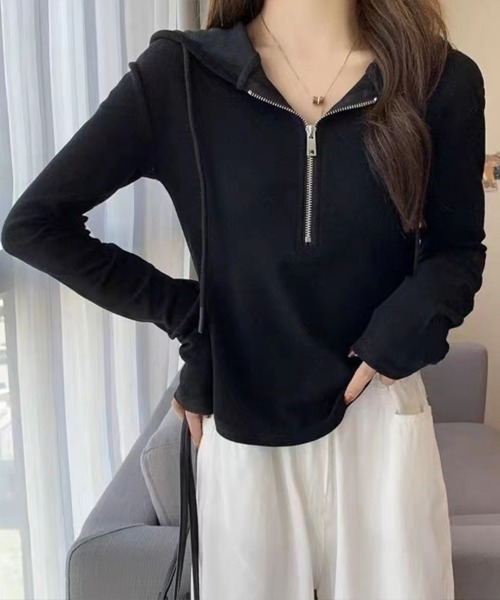 Flugge(フラッジー)の「ハーフジップフードカットソー(Tシャツ/カットソー・レディース・ホワイト/ブラック・MEDIUM/LARGE)」の1枚目の写真