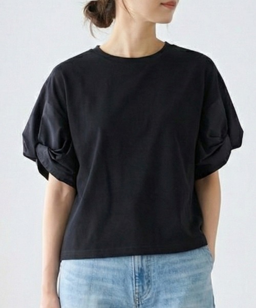 Belta attrice(ベルタアトリーチェ)の「異素材ドッキング ボリューム袖Tシャツ / 体型カバー(Tシャツ/カットソー・レディース・ブラック/霜降りグレー/ネイビー・FREE)」の1枚目の写真