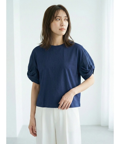 Belta attrice(ベルタアトリーチェ)の「異素材ドッキング ボリューム袖Tシャツ / 体型カバー(Tシャツ/カットソー・レディース・ブラック/霜降りグレー/ネイビー・FREE)」の14枚目の写真