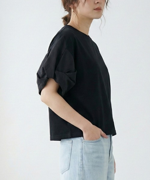 Belta attrice(ベルタアトリーチェ)の「異素材ドッキング ボリューム袖Tシャツ / 体型カバー(Tシャツ/カットソー・レディース・ブラック/霜降りグレー/ネイビー・FREE)」の4枚目の写真
