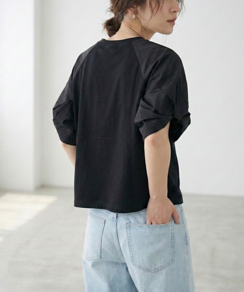Belta attrice(ベルタアトリーチェ)の「異素材ドッキング ボリューム袖Tシャツ / 体型カバー(Tシャツ/カットソー・レディース・ブラック/霜降りグレー/ネイビー・FREE)」の5枚目の写真
