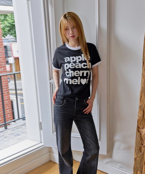 UNE MANSION(ユヌマンション)の「カジュアルフルーツレタリングリンガー半袖Tシャツ(Tシャツ/カットソー・レディース・ブラック/イエロー/ホワイト・FREE)」の6枚目の写真