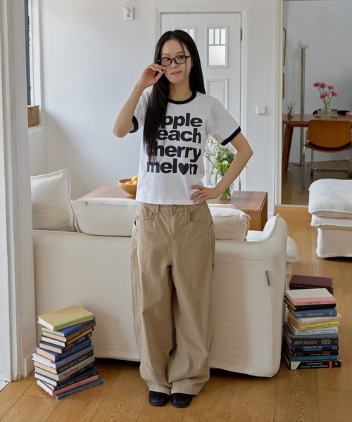 UNE MANSION(ユヌマンション)の「カジュアルフルーツレタリングリンガー半袖Tシャツ(Tシャツ/カットソー・レディース・ブラック/イエロー/ホワイト・FREE)」の10枚目の写真