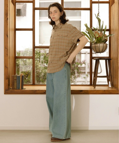 Zooodle(ズードル)の「Tab sleeve check shirt - タブスリーブ半袖チェックシャツ -(シャツ/ブラウス・メンズ・レッド/ブルー・MEDIUM/LARGE)」の14枚目の写真