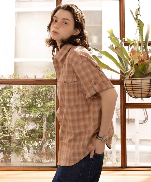 Zooodle(ズードル)の「Tab sleeve check shirt - タブスリーブ半袖チェックシャツ -(シャツ/ブラウス・メンズ・レッド/ブルー・MEDIUM/LARGE)」の17枚目の写真