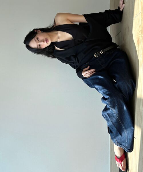 BBAEBBAE(ペッペ)の「サイドピンタックワイドデニムパンツ_ダークブルー(デニムパンツ・レディース・ダークインディゴブルー・SMALL/MEDIUM/LARGE/X-LARGE/XX-LARGE/XXX-LARGE)」の7枚目の写真