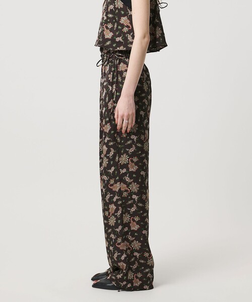 TICCA（ティッカ）の「＜TICCA＞プリント イージーパンツ（その他パンツ・レディース・ブラウン系/ネイビー・FREE）」の10枚目の写真