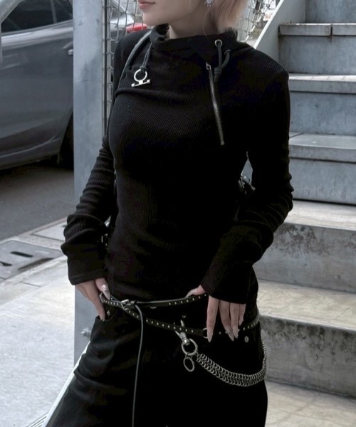 Never mind the XU / Chikashitsu+（ネバーマインド ザ エックスユー / チカシツプラス）の「【nmtc+】zip high neck long sleeve / 【エヌエムティーシープラス】ジップハイネックロングスリーブ（Tシャツ/カットソー・レディース・ブラック・ONE SIZE）」の6枚目の写真