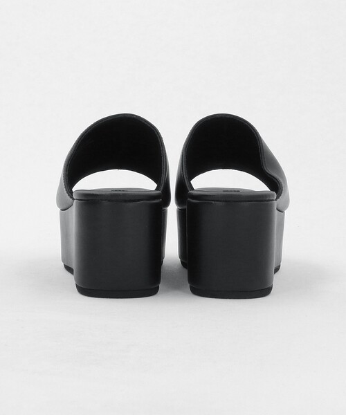 UNITED ARROWS（ユナイテッドアローズ）の「レザー プラットフォーム ミュール/サンダル（サンダル・レディース・ブラック・35/36/38/37）」の9枚目の写真