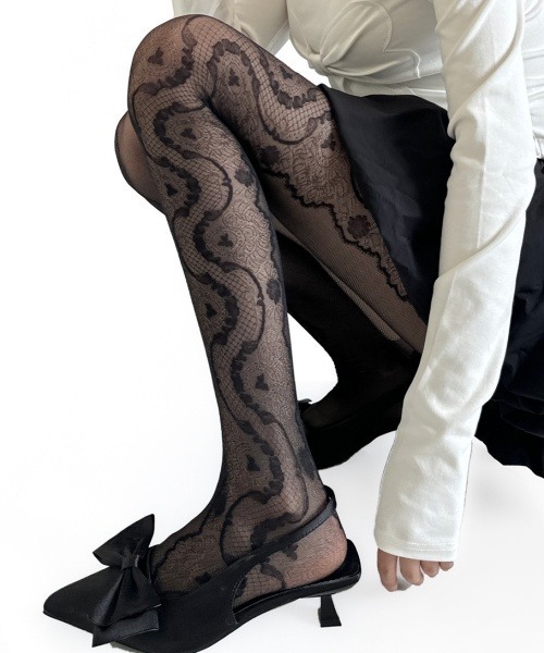 Fun & Daily（ファンアンドデイリー）の「F&D : ウェーブレースストッキング（タイツ）（タイツ/ストッキング・レディース・ブラック/ホワイト・FREE）」の3枚目の写真