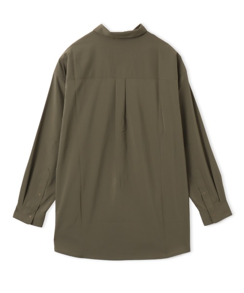 PUMA(プーマ)の「PUMA OVERSIZED LS SHIRT / プーマ ユニセックス オーバーサイズド ロングスリーブ シャツ(シャツ/ブラウス・メンズ・グリーン/ブラック/ベージュ・L/M/S/XL)」の18枚目の写真